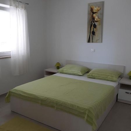 Apartment With Free And Private Parking Макарска Экстерьер фото